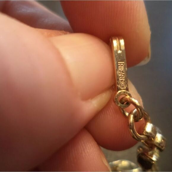 RARE VINTAGE SIGNED CROWN TRIFARI GOLDTONE 16 3/4" NECKLACE EXCELLENT CONDITION - Picture 2 of 16